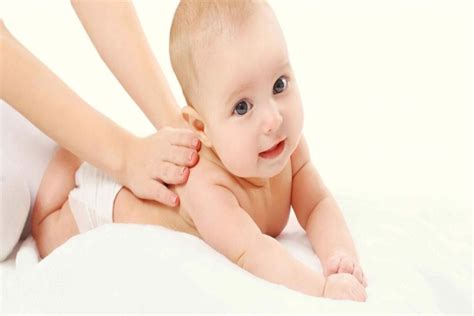 Bebeklere nasil masaj yapilmali